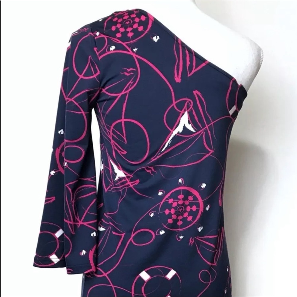 Dress - Picture 3 of 6